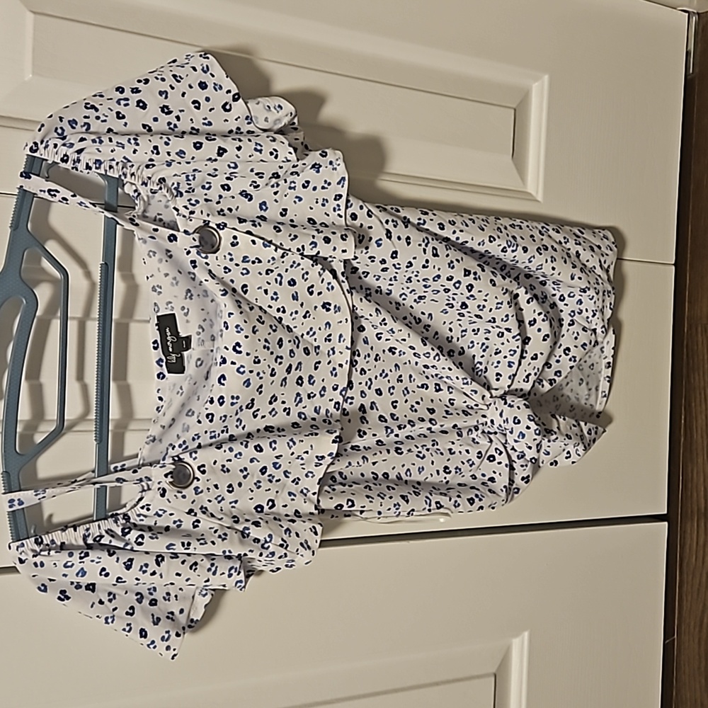 💖$5 add to bundle item Off the shoulder blouse💖